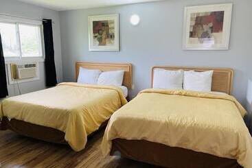 فندق على الطريق A1 Inn Niagara Falls