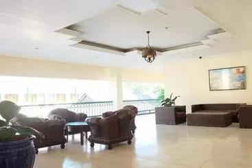 Dottie's Place Hotel & Restaurant