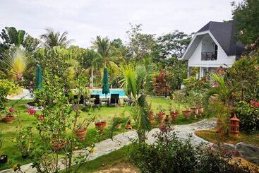 هتل Garden Bungalows Resort