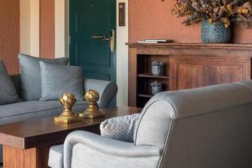 호텔 The Kefalari Suites