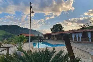 Hotelli Pousada Recanto Da Lunane