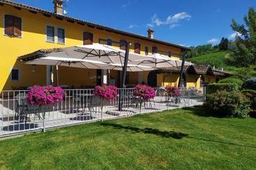 ホテル La Bossolasca Albergo Ristorante