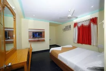 ホテル Aswini Grand Lodge