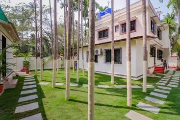 Hotel Oyo 79699 Snehaprabha The Landmark
