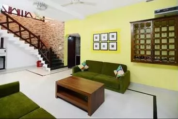 Pensió Grand Avenue Executive Stay
