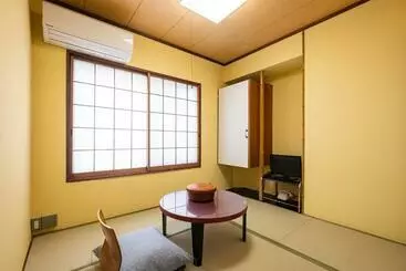 Ryokan 素泊まり宿　瑞宝荘