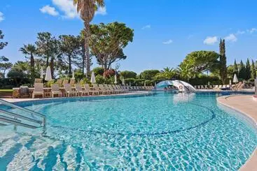 호텔 Four Seasons Country Club