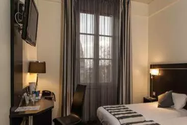 ホテル Kyriad Paris 10 Gare de L'Est