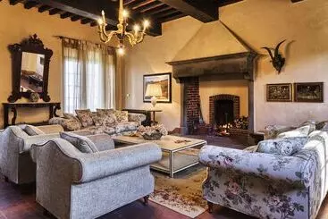 Отель Borgo Di Pietrafitta Relais