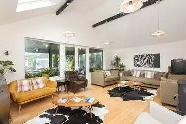 Bed and Breakfast Manse On The Beach