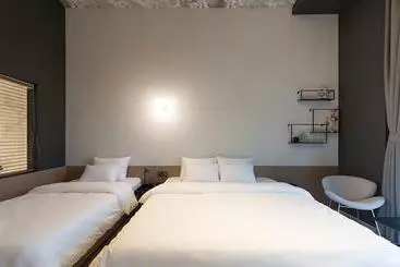 Motel Hound Hotel Changwon Jinhae