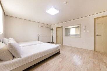 מוטל Pocheon Michigan