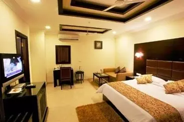 בית מלון כפרי Parkland Green Park