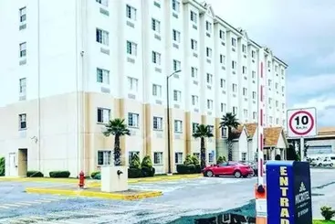 Microtel Inn And Suites By Wyndham Toluca