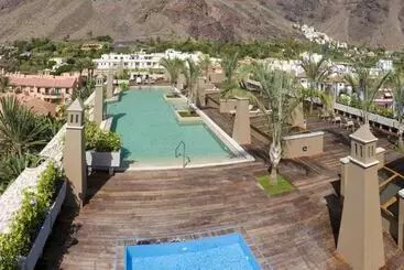 Huoneistohotelli Playa Calera