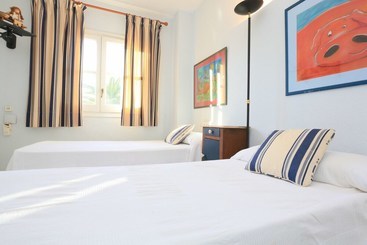 Casa Rurale Casa Adosada Para 7 Personas En Cambrils