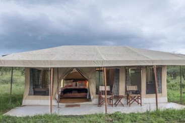 בית מלון כפרי Acacia Migration Camp Kogatende