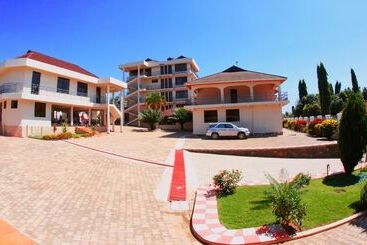 Hotel Mahina Paradise