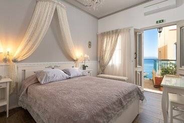 Hotel Marikas Deluxe Rooms