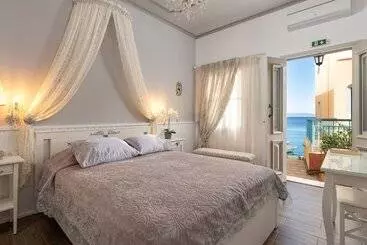 ホテル Marikas Deluxe Rooms