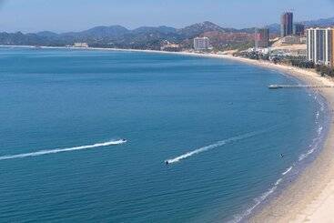 هتل Wyndham Grand Plaza Royale Shuangyue Bay