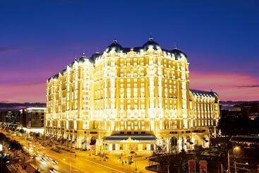 Legendale Hotel Beijing