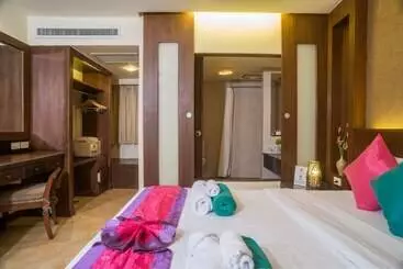 Hotel Samui Sense Revive