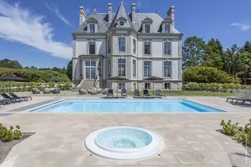 Hotelli Les Garennes   Hôtel Spa Bénodet