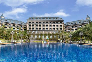 هتل Wyndham Garden Haikou South