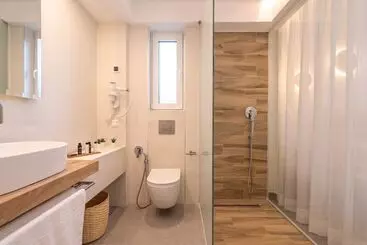 Hotelli Mirablue Luxury Residences