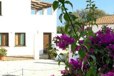 בית מלון כפרי Cort'e Nastasj