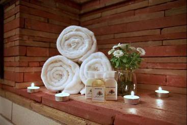 Отель Güembe Biocentro & Resort