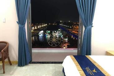 Hotel Quoc Vinh