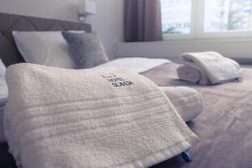 هتل Slavija Banja Luka