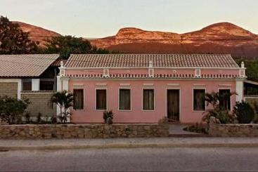 Donana Hostel De Guiné