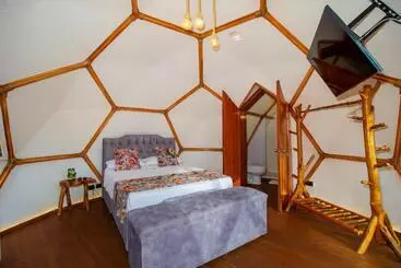 Glamping Girardot & Hotel Puerta Del Sol Girardot