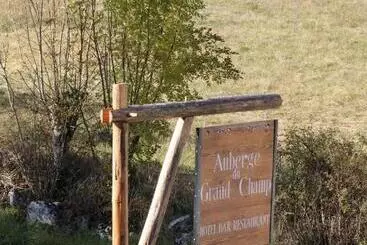Hotelli Auberge Du Grand Champ