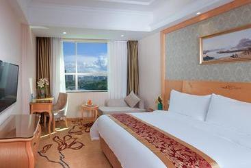 Vienna Hotel Shenzhen Guanlan Renming Road Heping