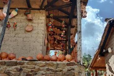 ユースホステル Posada El Artesano De Raquira