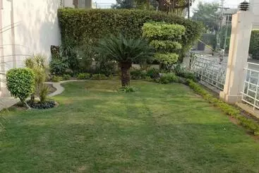 Pensió Herfa Inn Lahore