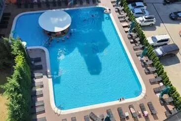 هتل آپارتمان Neptun Palace Kvariati