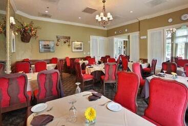 Otel River Inn Of Harbor Town