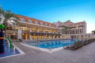 Hotel Side Story Resort & Spa