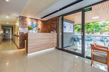 22housing Moon Westlake Apartment