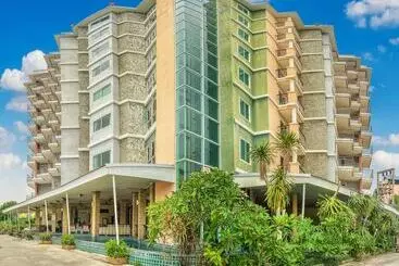 Hotell Apk Resort