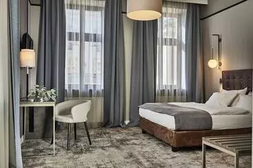 Unicus Krakow Old Town   Destigo Hotels