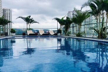 هتل Halong Hideaway