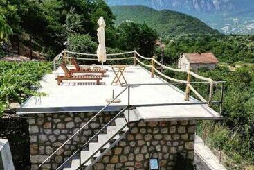 Bed & Breakfast Ethno House Osobak