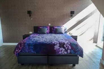 Bed & Breakfast De Leekerhoek