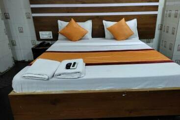 فندق Oyo 80832  Supreeme Inn